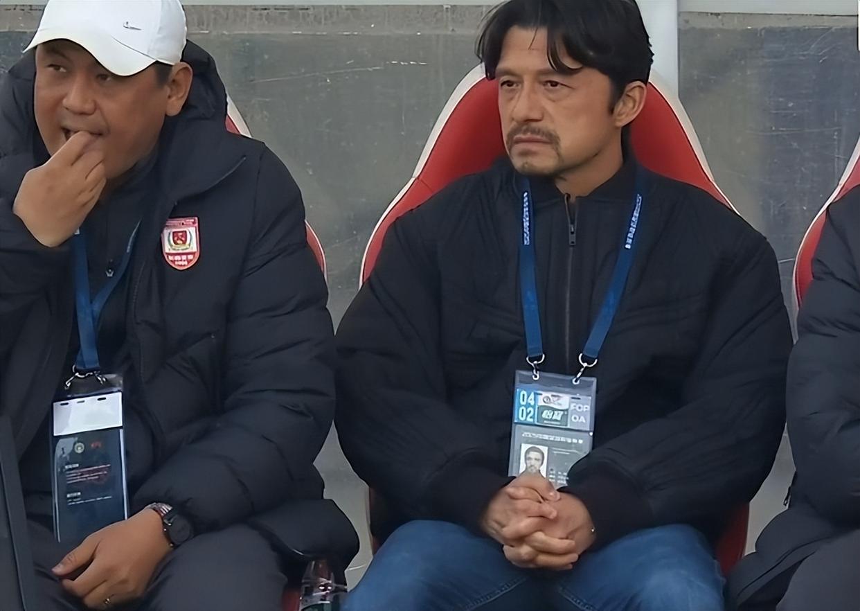 开云体育-Ming连续十二场比赛得分超过夺冠，TL不断突破！观众掌声雷动-开云体育